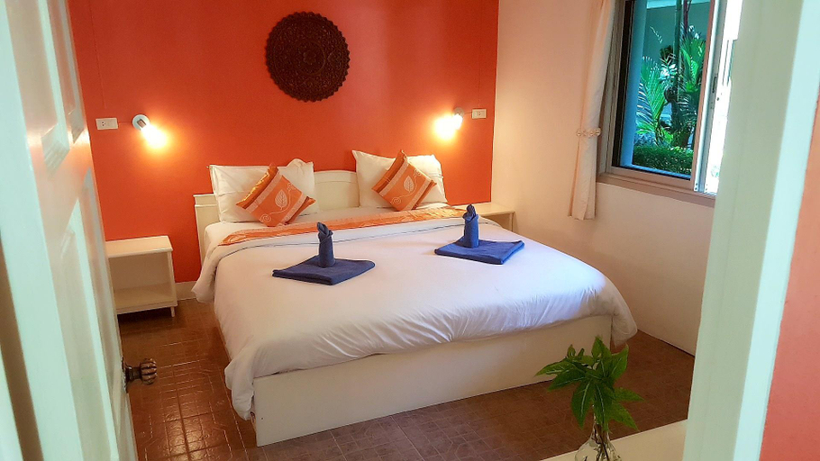 Bedroom 3, Loma Resort, Takua Pa