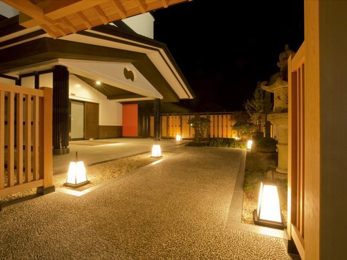 Exterior & Views 2, Takamiya Mogamigawa Bettei Beni, Tozawa