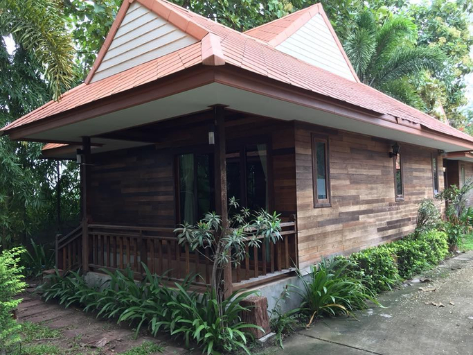 Exterior & Views 4, Viranya Resort, Muang Buri Ram