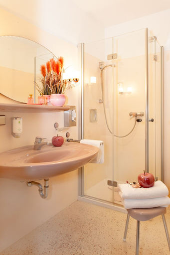 Bathroom 4, Flair Hotel Werbetal, Waldeck-Frankenberg