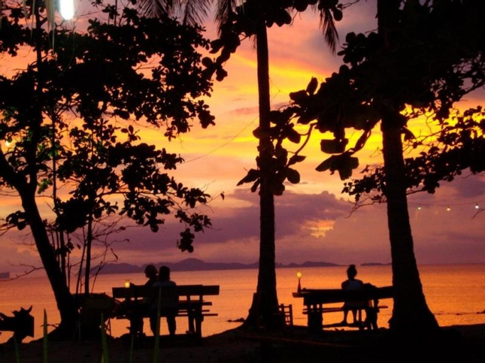 Golden Pearl Beach Resort, Nua Khlong