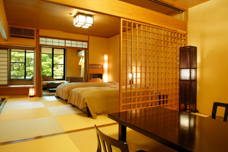 Bedroom 3, Tateshina Ai, Chino