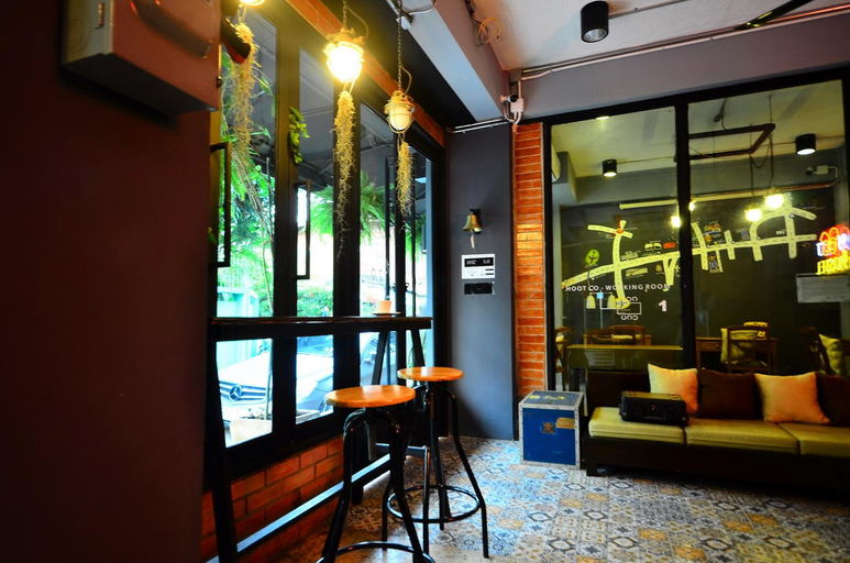 Public Area 5, The neighbor hoot hostel & cafe, Huai Kwang