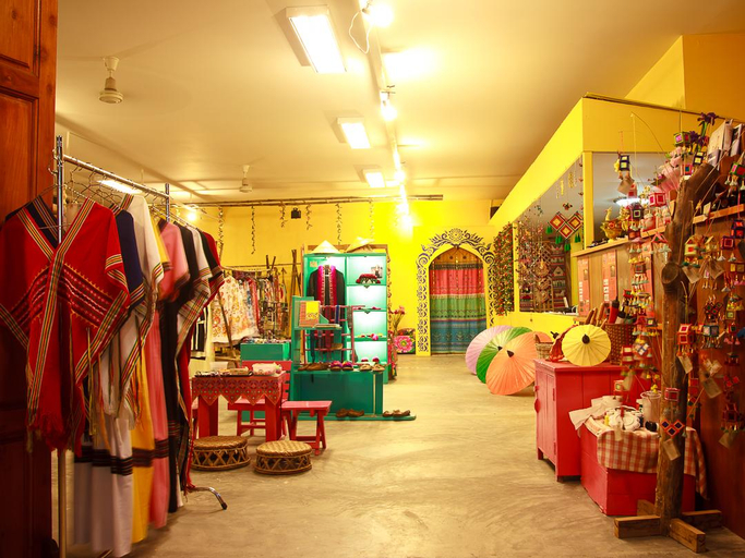 Family & Kids 5, Chezmoi Handicraft & Homestay, Muang Chiang Rai