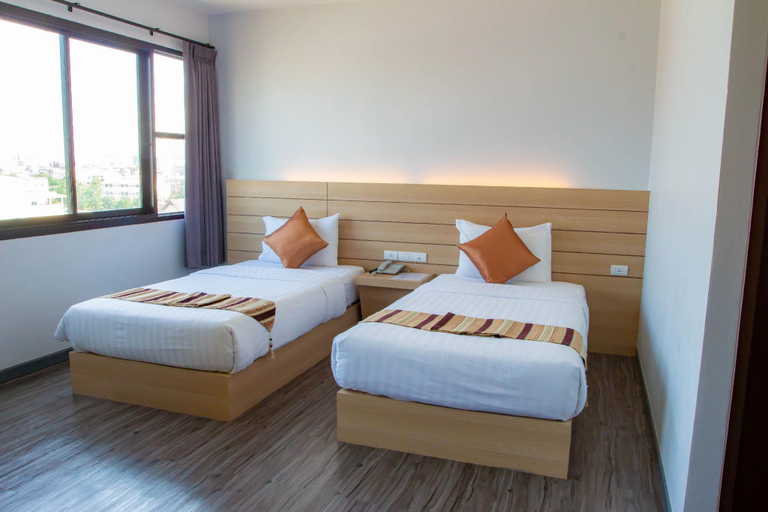 Bedroom 5, BR Grand Hotel, Hat Yai