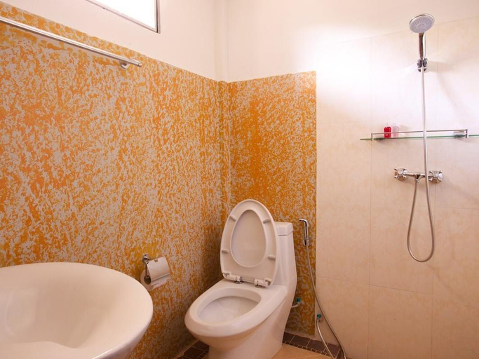 Bathroom 5, SIRI, Muang Lampang