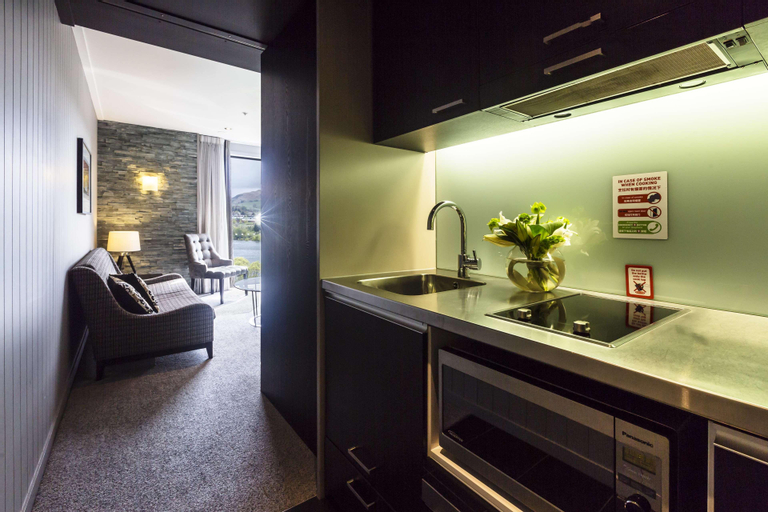 Dining Room 27