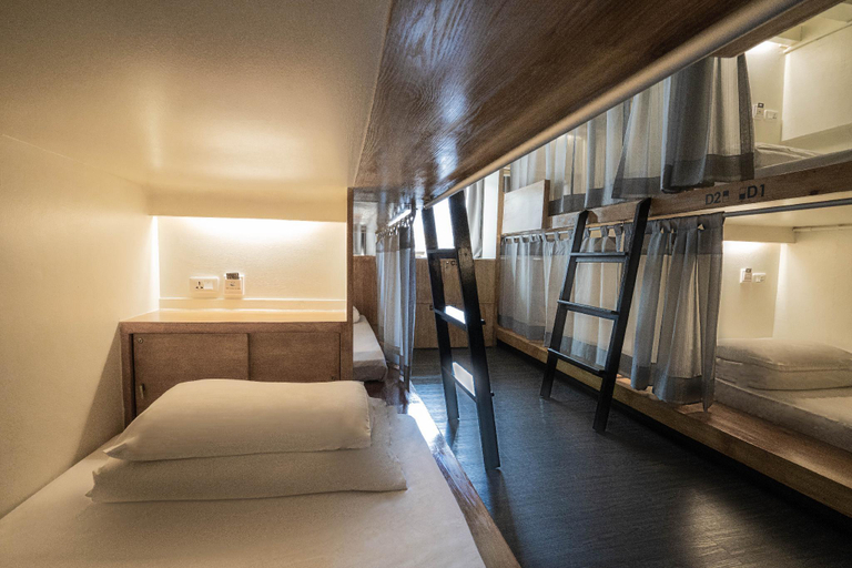 Sport & Beauty, 3 Howw Hostel at Sukhumvit 21, Wattana