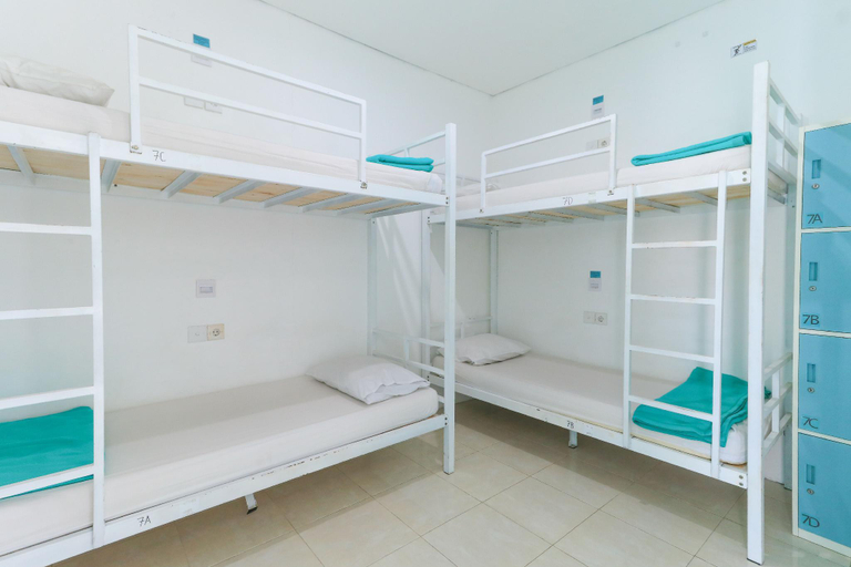 Bathroom 3, The Ruum - Hostel, Badung