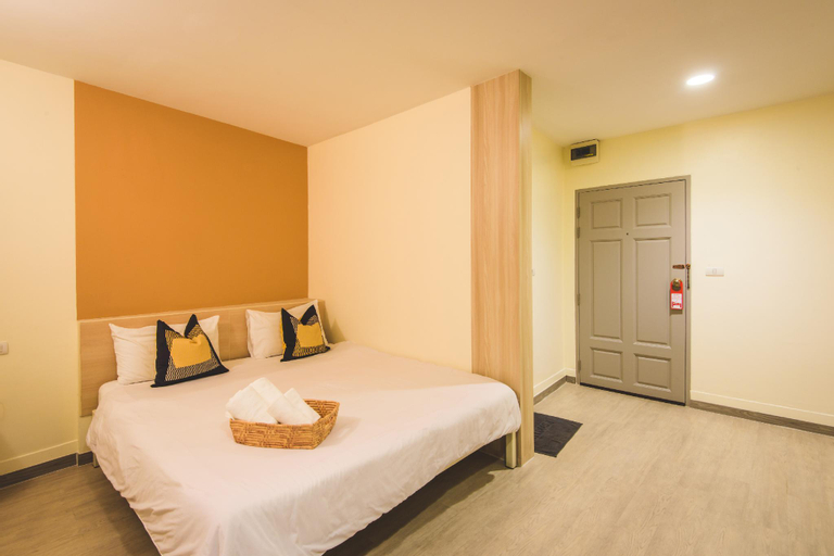Bedroom 1, New Suanmali Hotel, Pom Pram Sattru