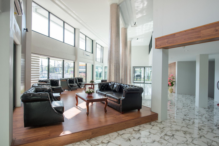 Public Area 2, Chanthaburi Center Hotel, Muang Chanthaburi