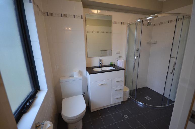 Bathroom 4, Ellard Bed and Breakfast, Belmont