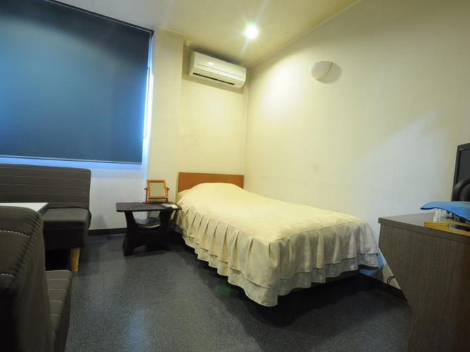 Bedroom 2, Gero Onsen Business Hotel Fukiya, Gero