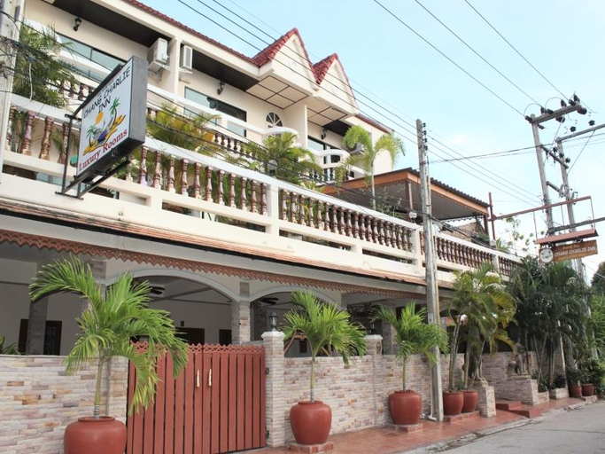 Exterior & Views, Chang Charlie Inn, Pattaya