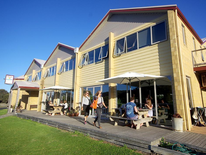 Sow and Piglets Guest House, Corangamite - South