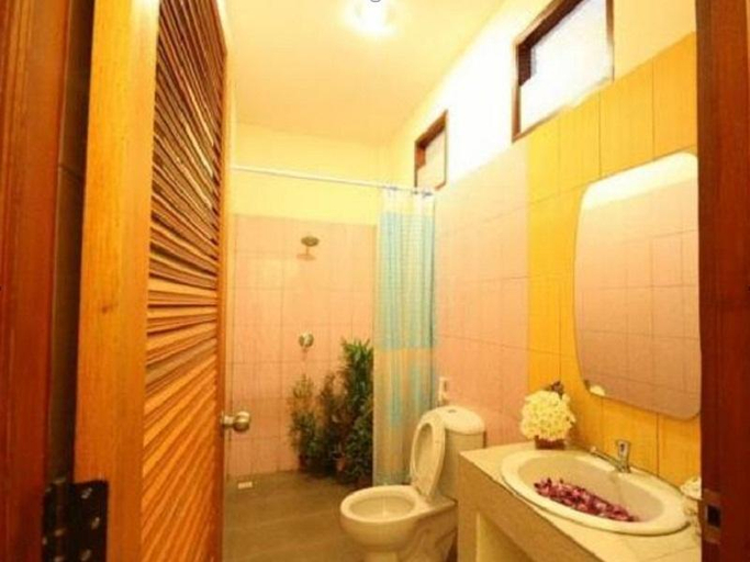 Bathroom 4, Sawaddee Aonang Resort, Mueang Krabi