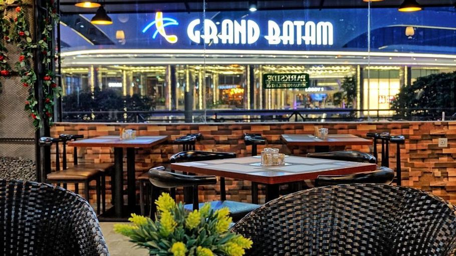 Parkside Sovrano Hotel Batam, Batam