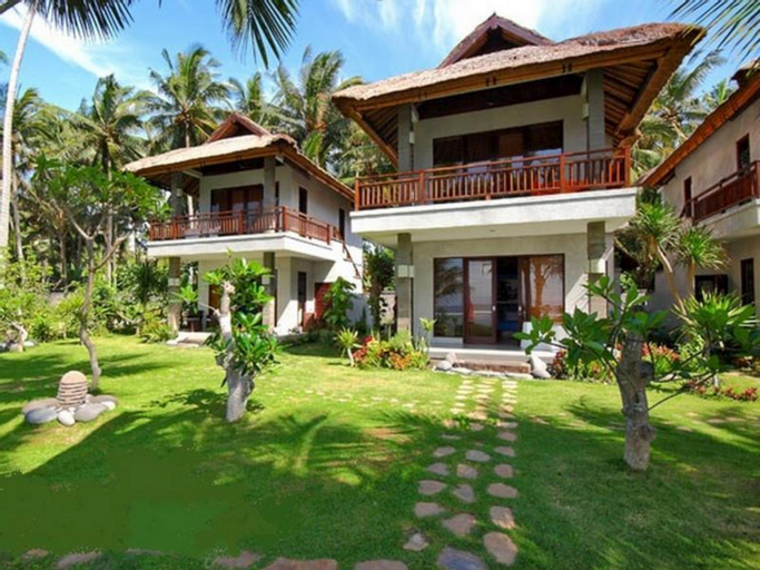 Exterior & Views 30