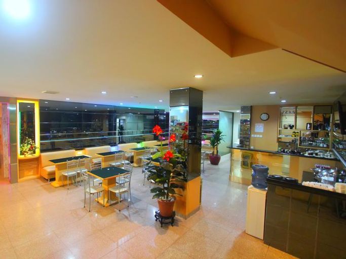 Lovina Inn Penuin, Batam
