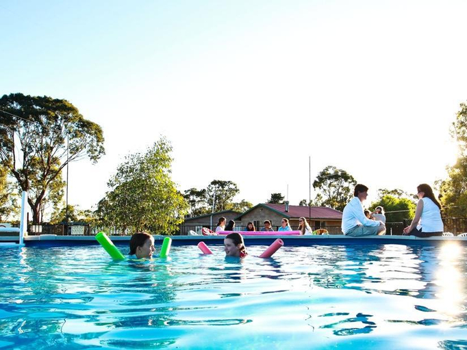 Sport & Beauty, Murray Gardens Country Cottages & Motel, Unincorp. Far North