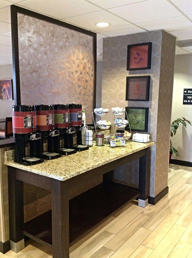 Food & Drinks 3, Hampton Inn Aiken, Aiken