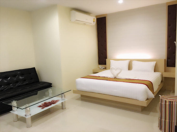 Bedroom 5, Chansuda Lake View Hotel, Muang Ubon Ratchatani