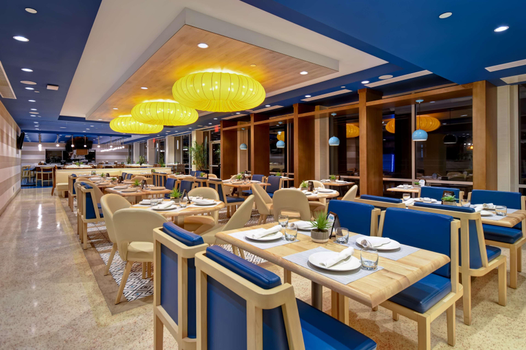 Food & Drinks 5, DoubleTree by Hilton Virginia Beach Oceanfront Sou, Virginia Beach