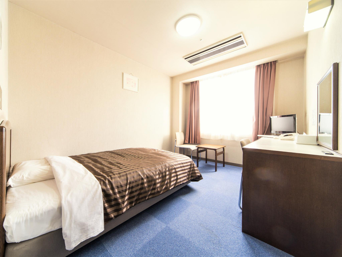 Bedroom 4, Ichimanri Hotel Golden Century, Saku