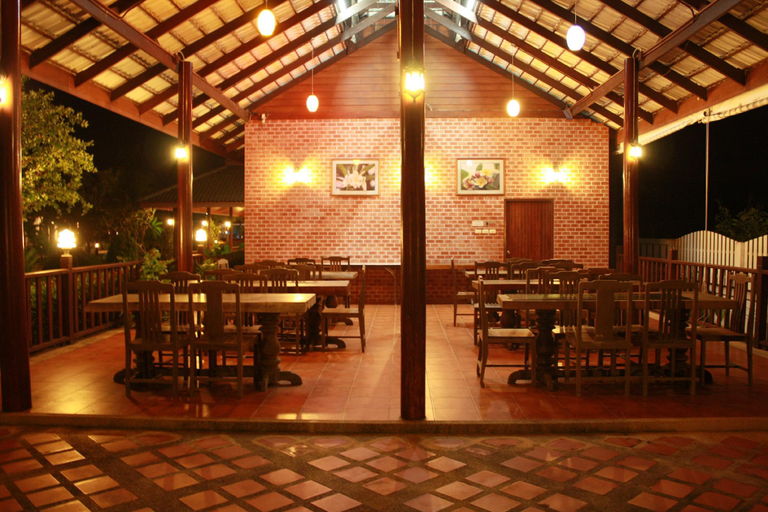 Food & Drinks 4, Waterside Resort, Pran Buri