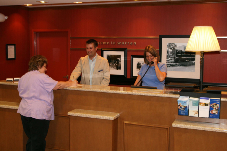 Public Area 2, Hampton Inn & Suites Warren, Warren