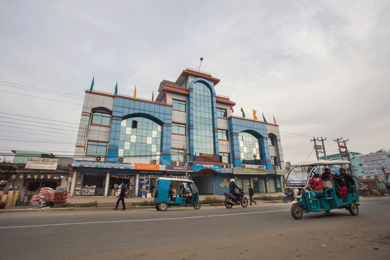 Hotel Jalsa, Seti
