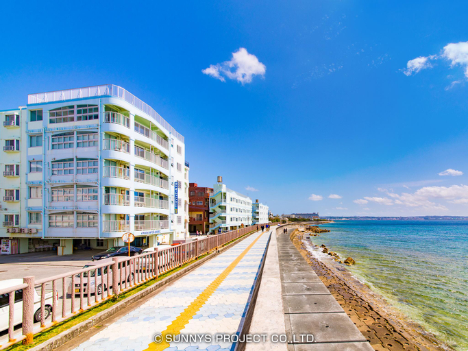 Okinawa Ocean Front Hotel, Chatan