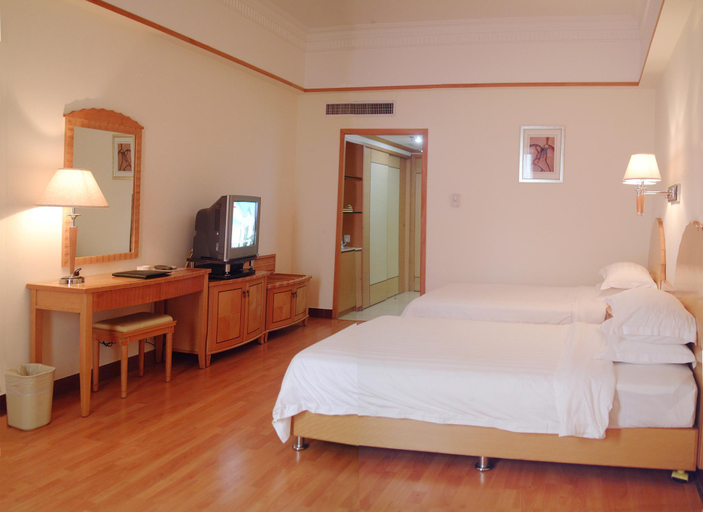 Bedroom 2, Hainan Yehai Hotel, Haikou