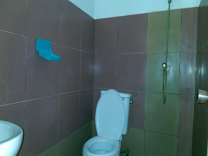 Bathroom 5, Diyah Homestay, Lombok