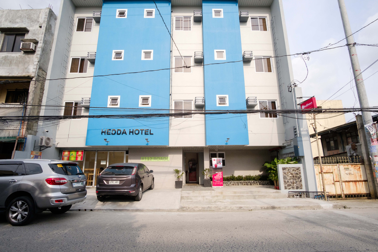 RedDoorz near Veterans Memorial Medical Center, Quezon City