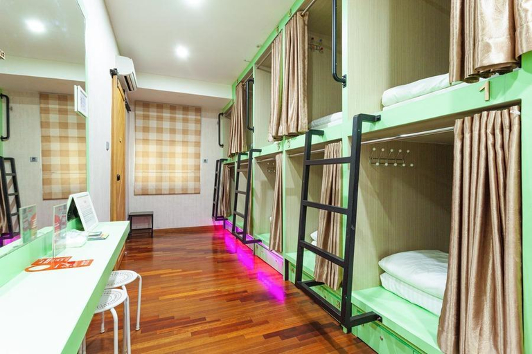 Bedroom 3, MM Capsule Hostel, Medan