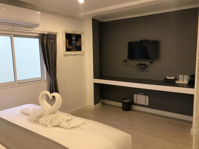 Bedroom 3, white house , Muang Phangnga