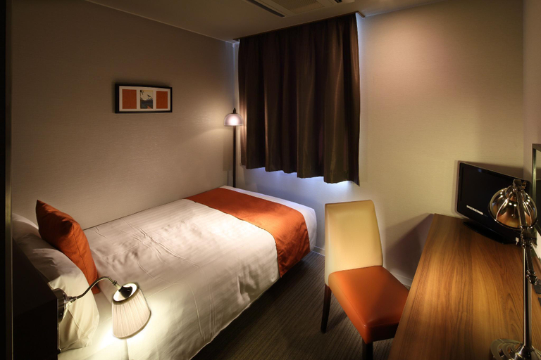 Bedroom 3, Quest Shimizu, Shizuoka