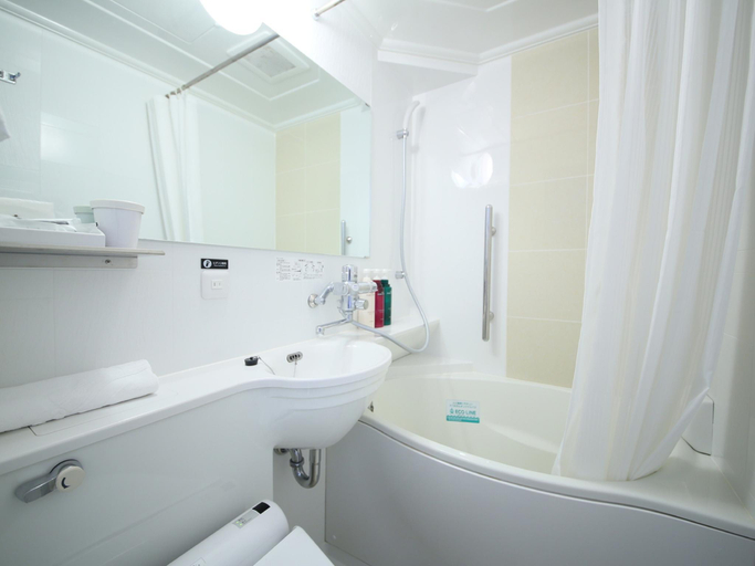 Bathroom 5, APA Hotel Hakodate Ekimae, Hakodate