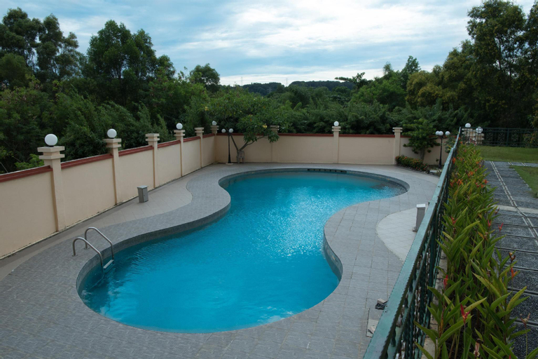 Queen Victoria Apartment Batam, Batam