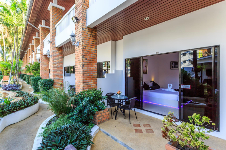 Public Area 2, Etk Patong, Phuket Island