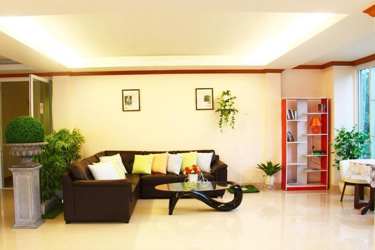 Public Area 3, Chumphon Travelodge Hotel, Muang Chumphon