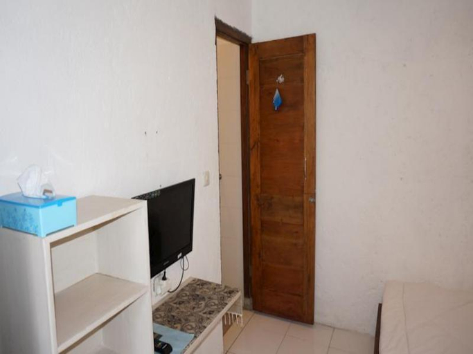 Bathroom, Cempaka Guest House Borobudur, Magelang