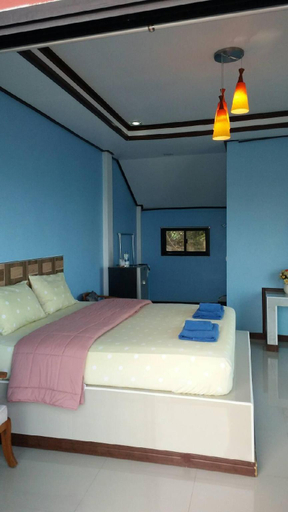 Bedroom 2, Oceanviewresort, Koh Si Chang