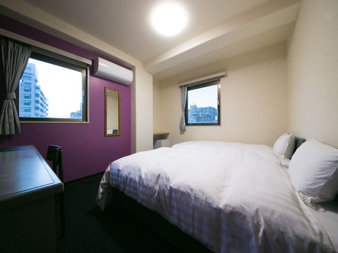 Bedroom 4, Hotel 910, Ōita