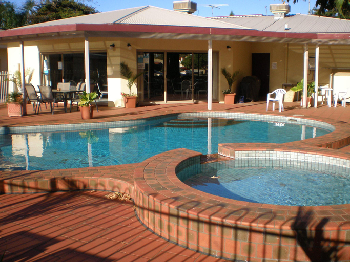 Sport & Beauty 5, Glenelg Motel, Adelaide