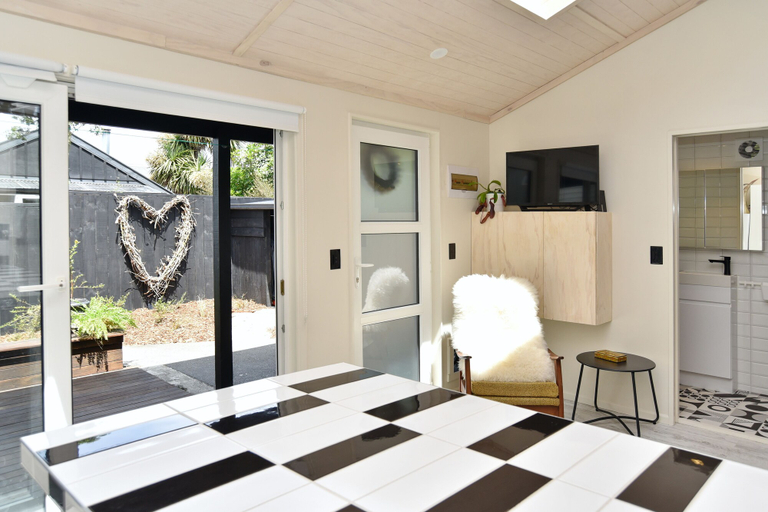 Others 5, Aspen Studio, Christchurch