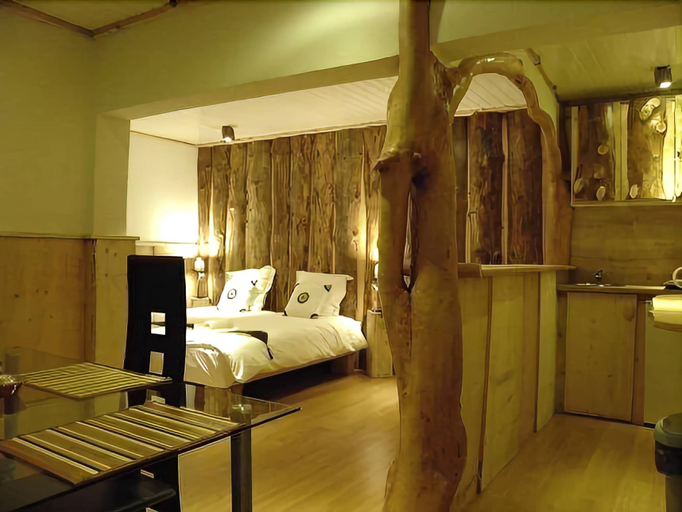 Bedroom 4, Pyrénées Emotions, Haute-Garonne