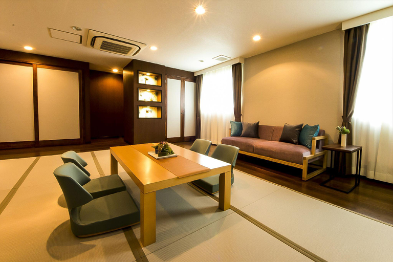 Bedroom 3, Sayan Terrace Hotel and Resort, Onjuku