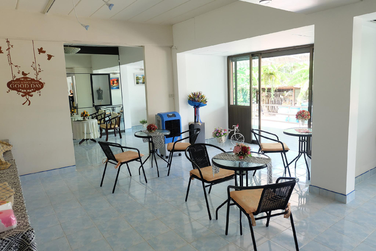 Public Area 2, Arm Mansion, Saphan Sung